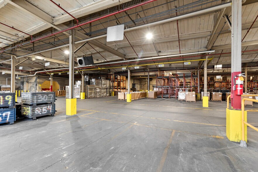 More Photos Of 3000 Milton Ave, Syracuse Manufacturing For Sale