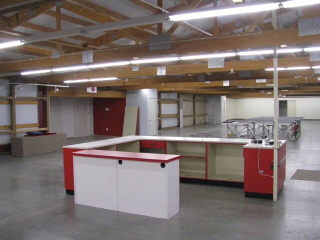 More Photos Of 2723 Kingman Rd, Ottawa Freestanding For Sale