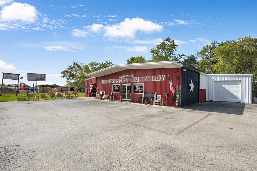 More Photos Of 20350 Morris Ave, Manvel Freestanding For Lease