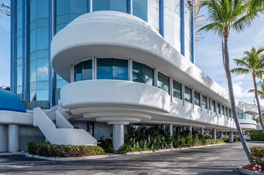 More Photos Of 3101 N Federal Hwy, Fort Lauderdale Medical For Lease
