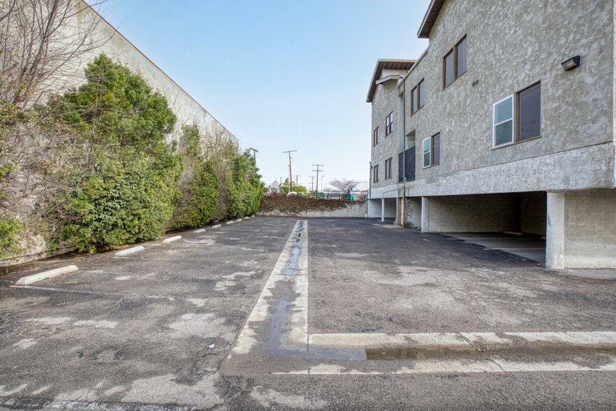 More Photos Of 8311 Westminster Blvd, Westminster Medical For Lease