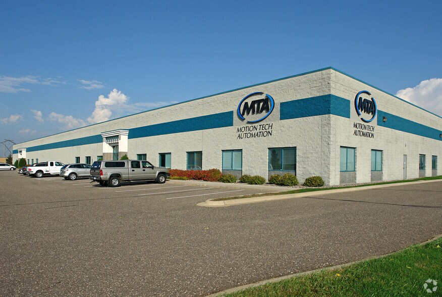 Primary Photo Of 7160-7166 4th St N, Oakdale Warehouse For Lease