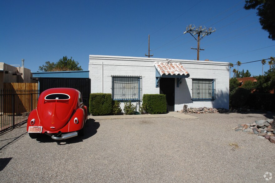 More Photos Of 2901 N Alvernon Way, Tucson Office For Sale