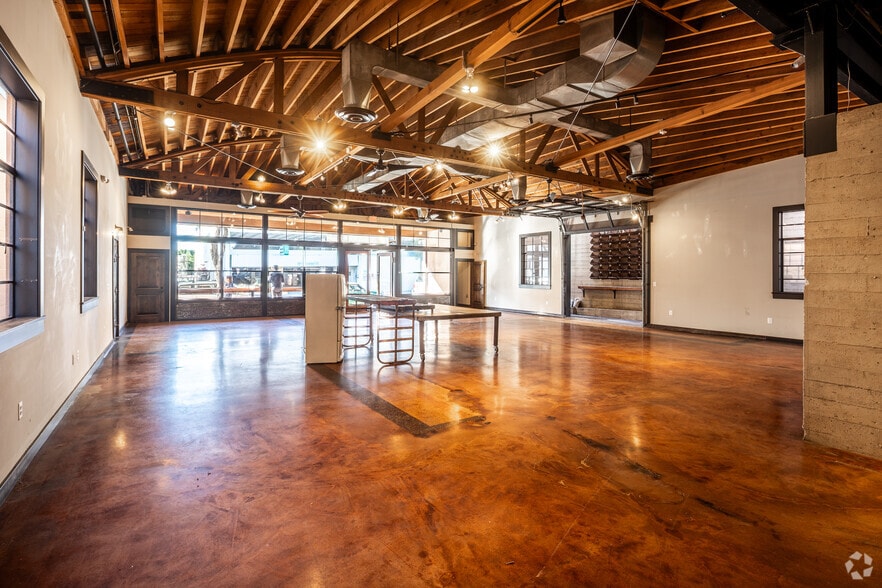 More Photos Of 6728 Bright Ave, Whittier Storefront For Sale