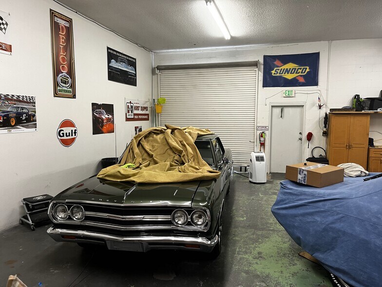 More Photos Of 174-B Semoran Commerce Pl, Apopka Light Manufacturing For Sale