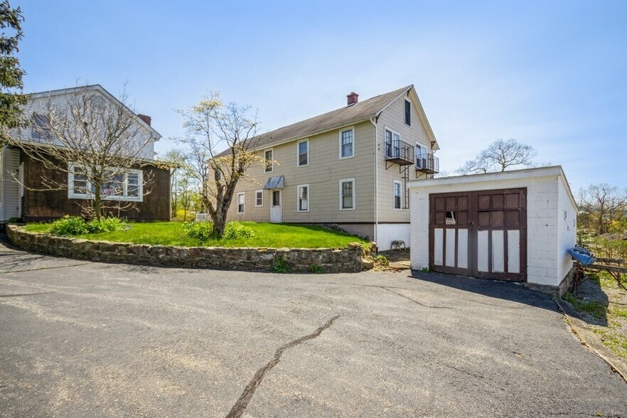 More Photos Of 127-133 Old Rt 9, Fishkill Apartments For Sale