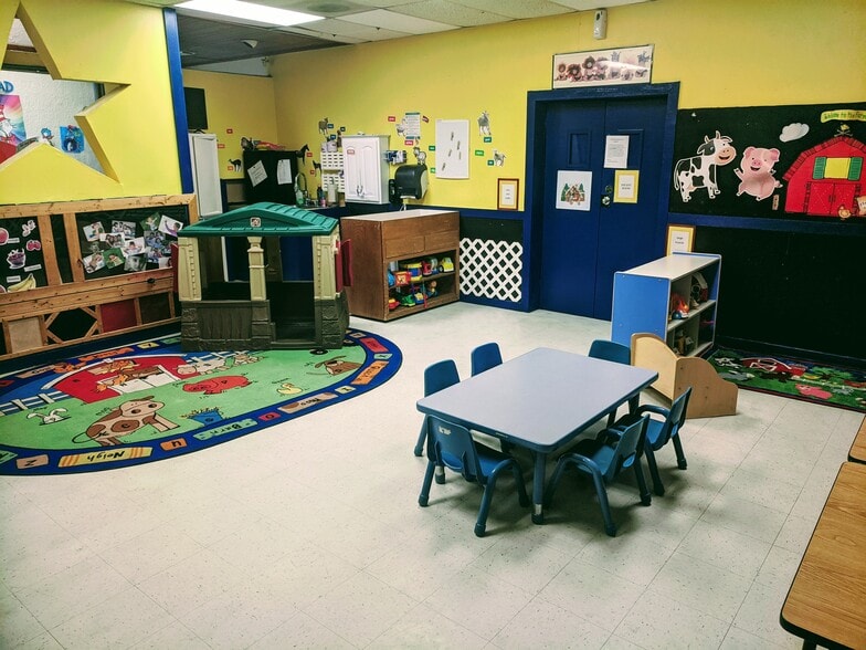 More Photos Of 1804 NW 52nd St, Lawton Specialty For Sale