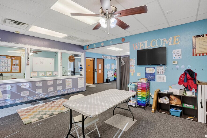 More Photos Of 17311 NE 23rd St, Choctaw Office For Sale