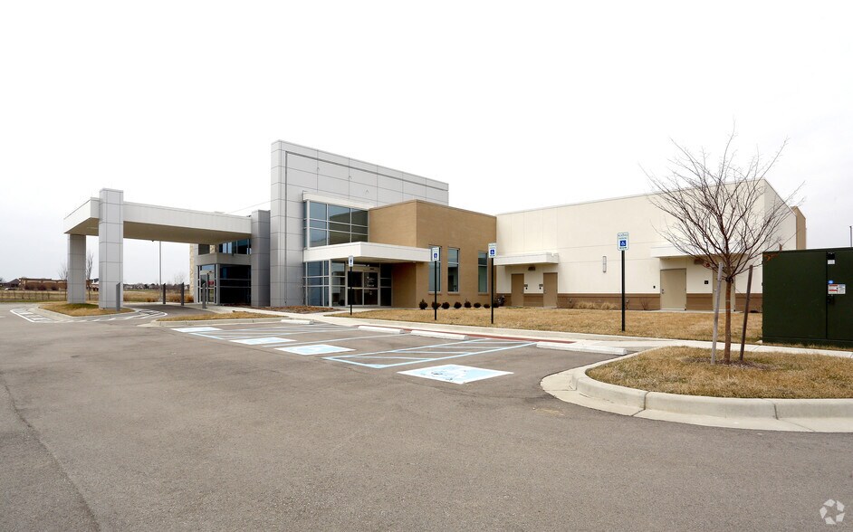 More Photos Of 6139 Promenade Shops Blvd, Noblesville Hospital For Sale