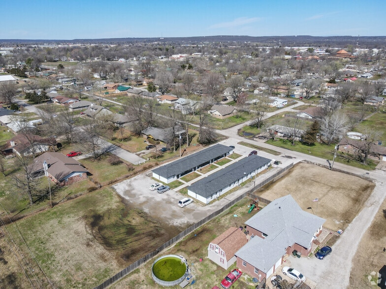 More Photos Of 314 E Ash St, Skiatook Apartments For Sale