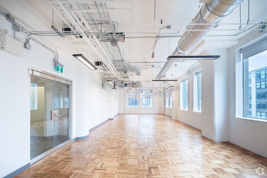 More Photos Of 119 Spadina Ave, Toronto Loft Creative Space For Lease