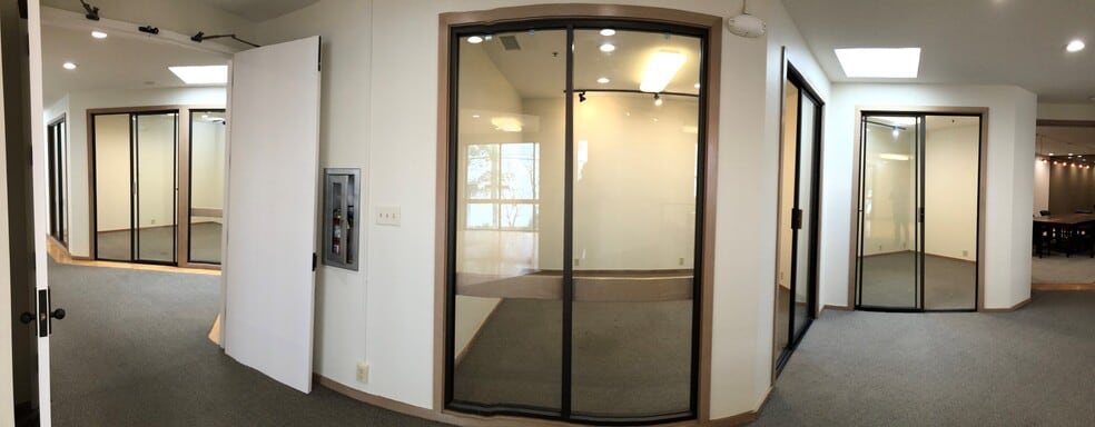 More Photos Of 2107 Livingston St, Oakland Warehouse For Lease