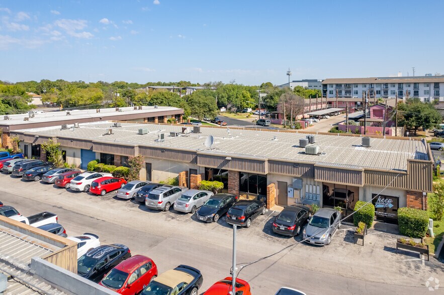 More Photos Of 1700 S Lamar Blvd, Austin Coworking Space