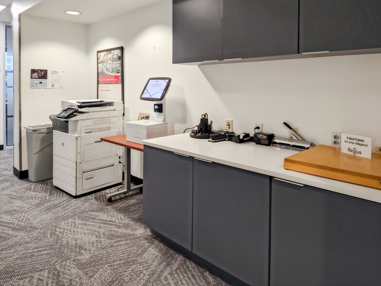 More Photos Of 2300 Main St, Kansas City Coworking Space