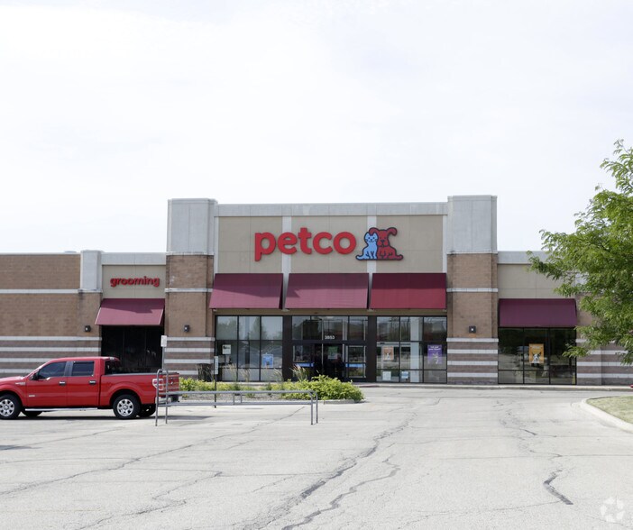 More Photos Of 3851-3873 E Main St, St Charles General Retail For Sale