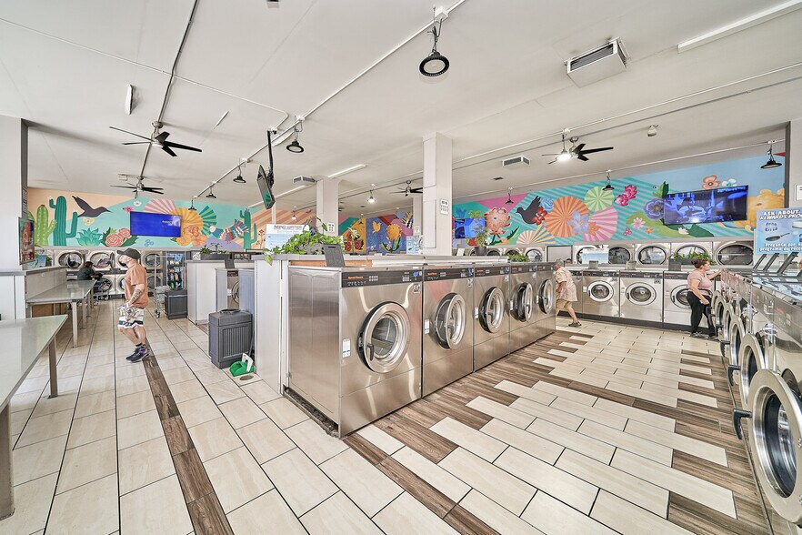 More Photos Of 3046 E Florence Ave, Huntington Park Freestanding For Sale