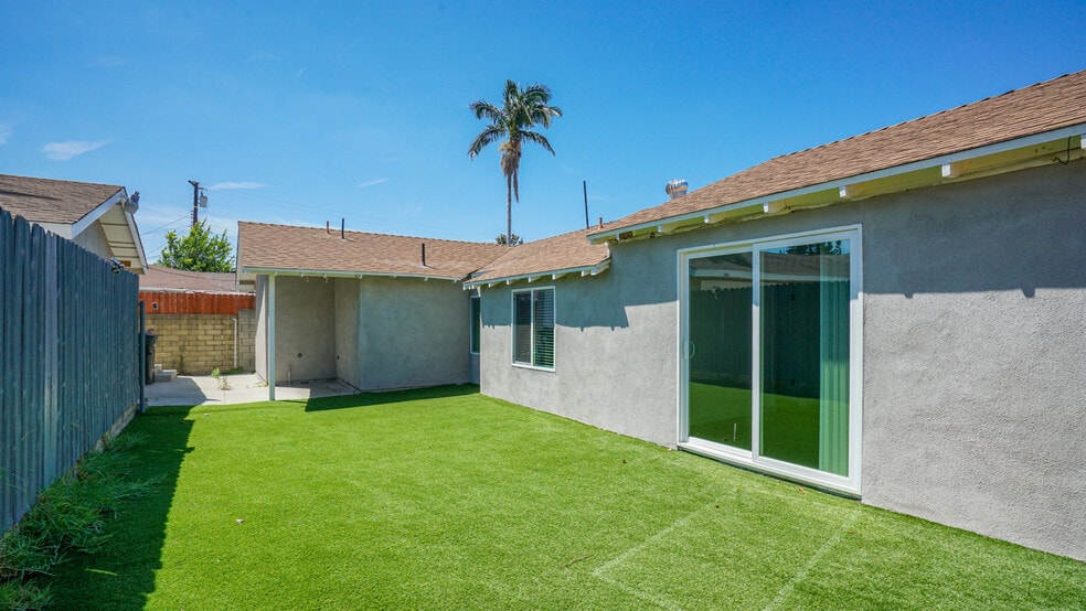 More Photos Of 5030 Farago Ave, Temple City Apartments For Sale