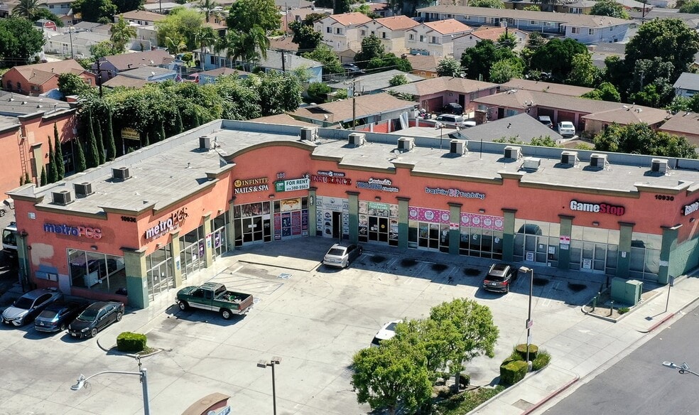 More Photos Of 10910 Long Beach Blvd, Lynwood Unknown For Lease