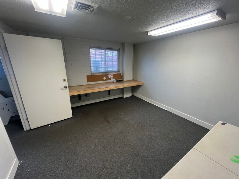 More Photos Of 1127-1137 S Jason St, Denver Warehouse For Lease