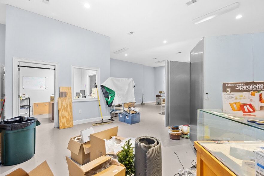 More Photos Of 11871 Plaza Dr, Murrells Inlet Office For Lease