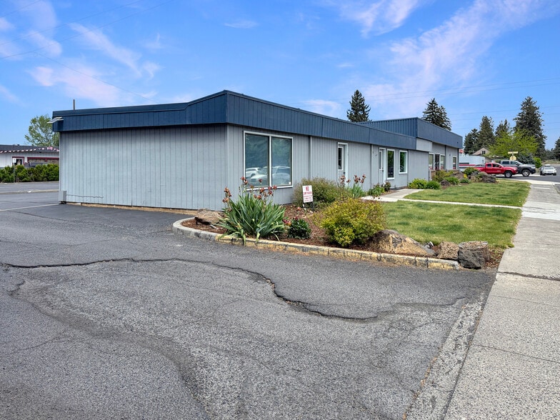 More Photos Of 671 NE Greenwood Ave, Bend Office For Lease