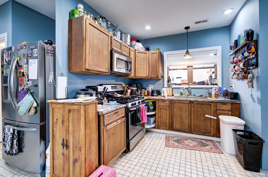 More Photos Of 1446 S 50th Ave, Cicero Religious Facility For Sale