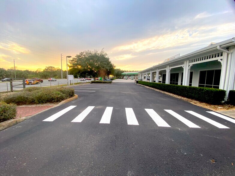 More Photos Of 16123 W Colonial Dr, Oakland Office For Lease