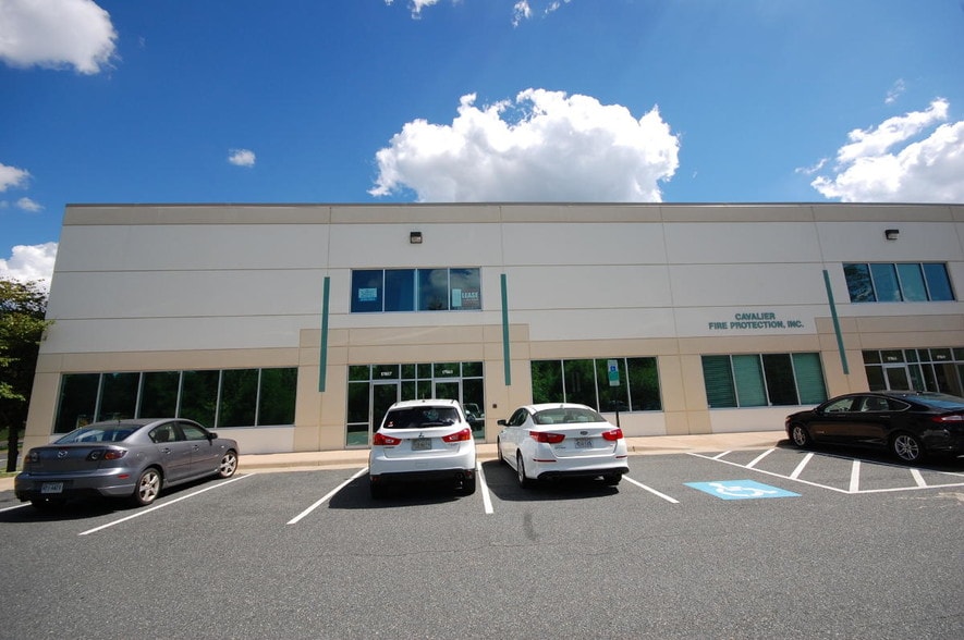 More Photos Of 17857-17889 Fraley Blvd, Dumfries Research And Development For Sale