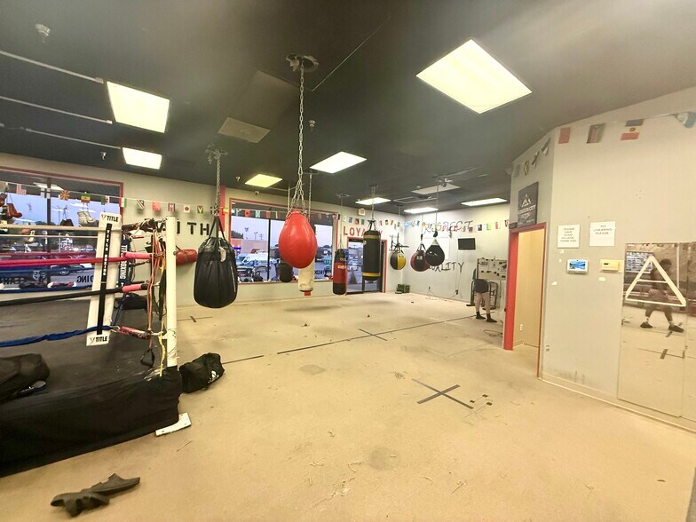 More Photos Of 1540 E College Ave, Normal Storefront For Lease