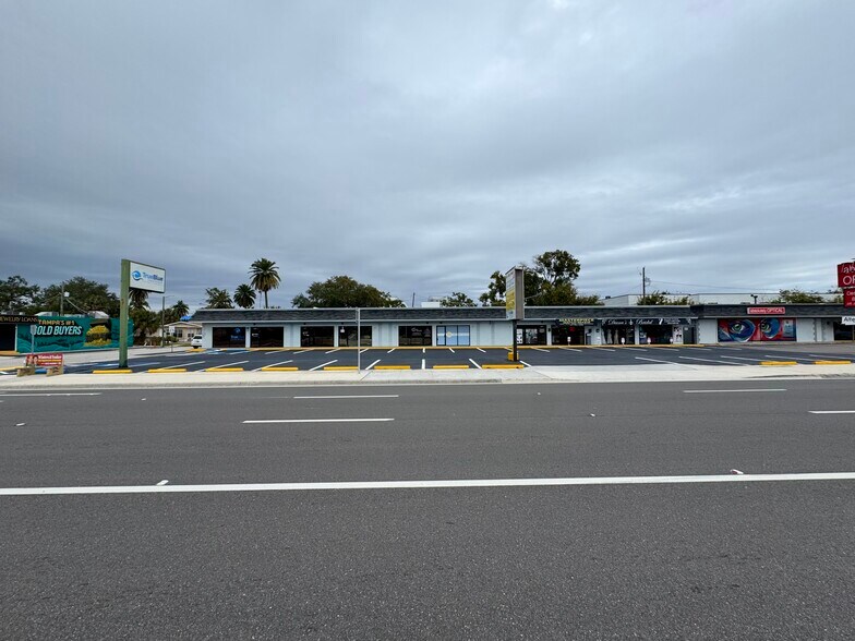 More Photos Of 4239-4255 W Kennedy Blvd, Tampa Unknown For Lease