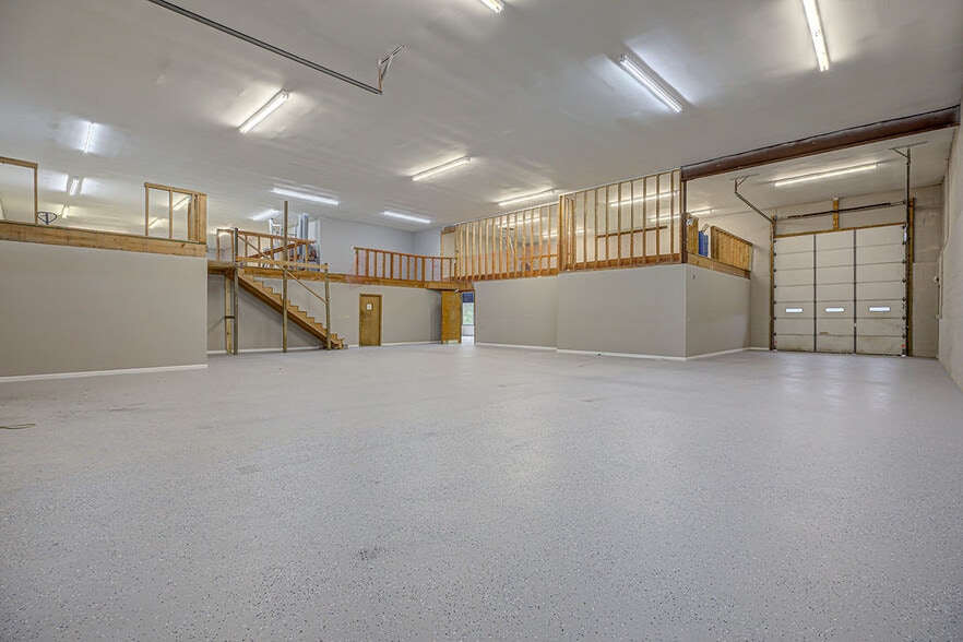 More Photos Of 4420 S Dixie Hwy, Franklin Office For Sale