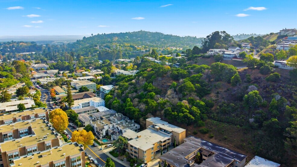 More Photos Of 2421 Carlmont Dr, Belmont Apartments For Sale