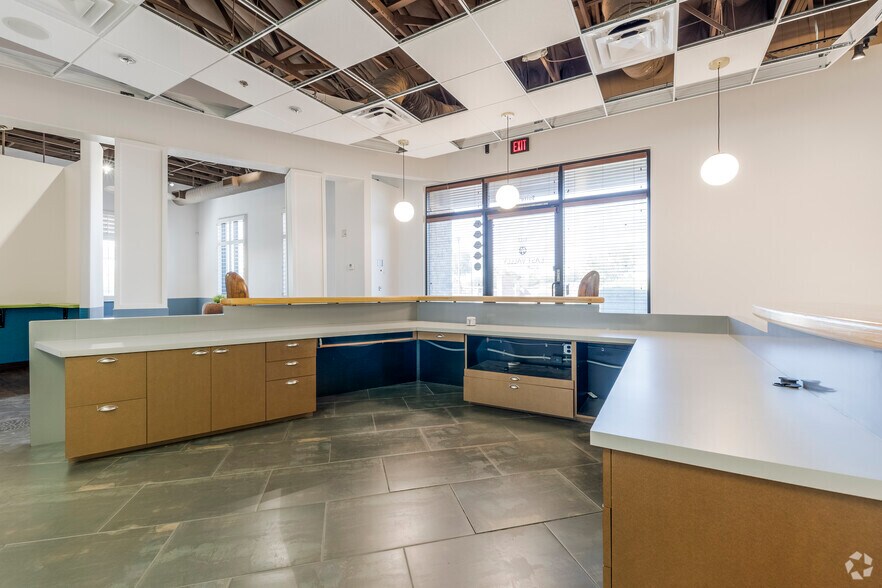 More Photos Of 1635 N Greenfield Rd, Mesa Medical For Sale