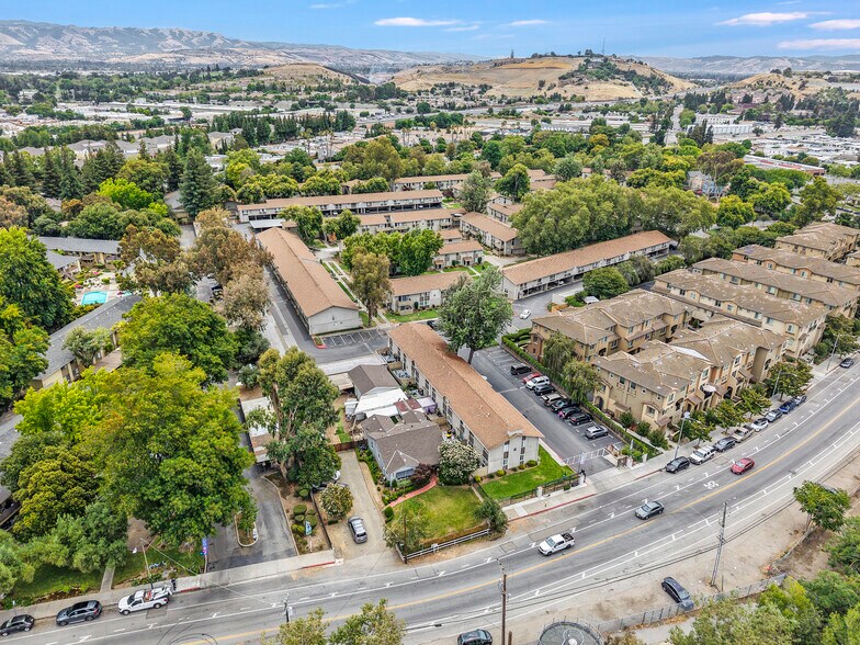 More Photos Of 1966 Almaden Rd, San Jose Land For Sale