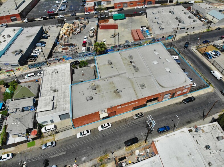 More Photos Of 1567 E 25th St, Los Angeles Manufacturing For Sale