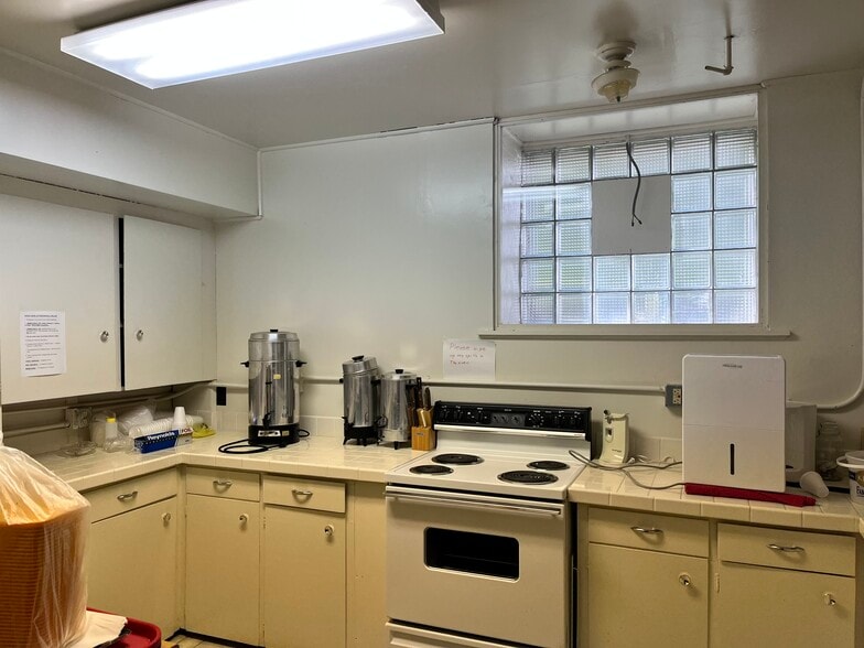 More Photos Of 301 Main st, Hancock Religious Facility For Sale