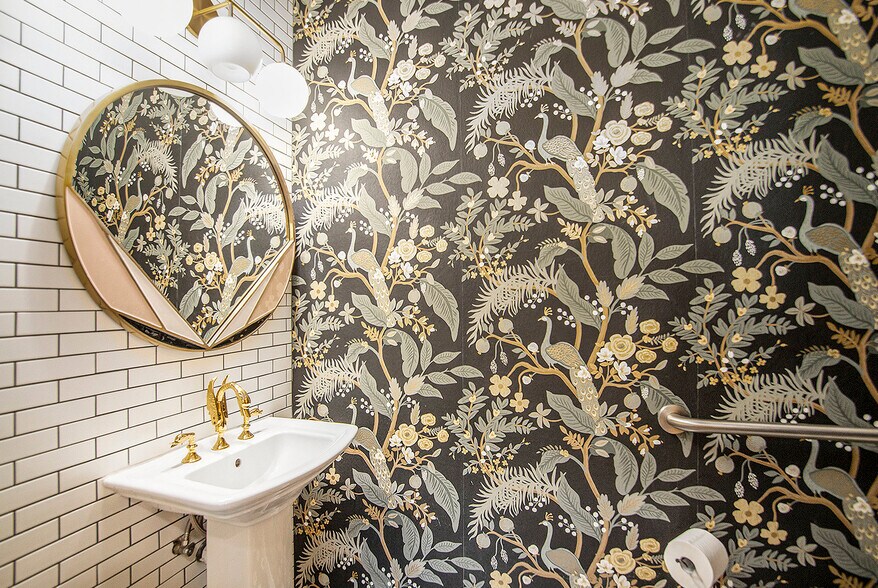 More Photos Of 572 Inca St, Denver General Retail For Sale