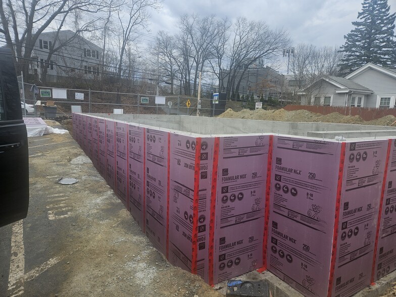 More Photos Of 1232 Mineral Spring Ave, North Providence Freestanding For Lease