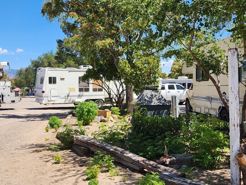 More Photos Of 9201 Central Ave NW, Albuquerque Manufactured Housing Mobile Home Park For Sale