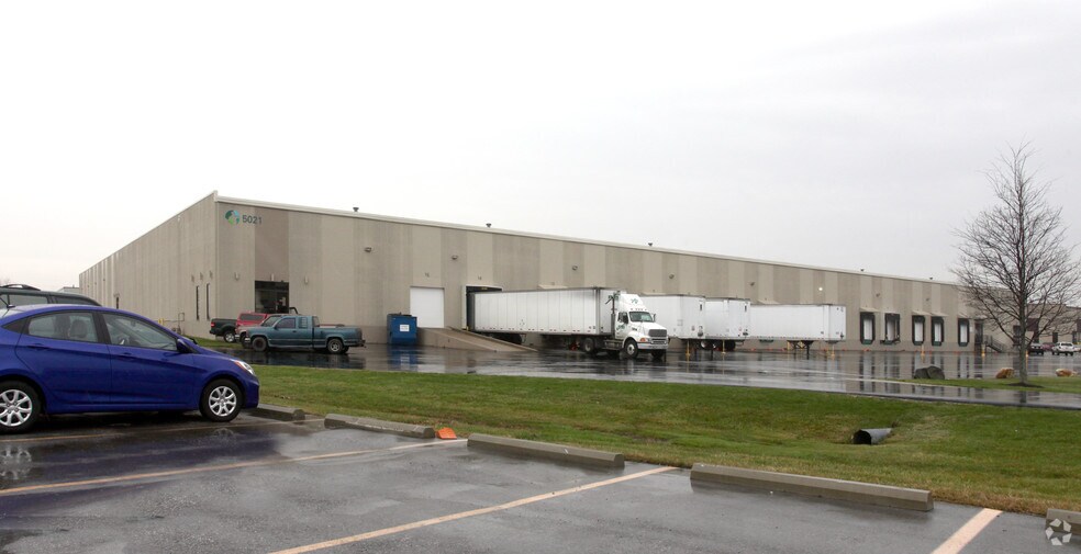 More Photos Of 5850 W 80th St, Indianapolis Unknown For Lease