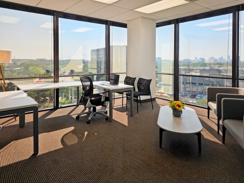 More Photos Of 1341 W Mockingbird Ln, Dallas Coworking Space