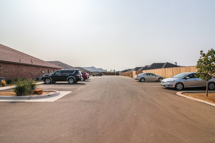 More Photos Of 5004 122nd St, Lubbock Office Residential For Lease
