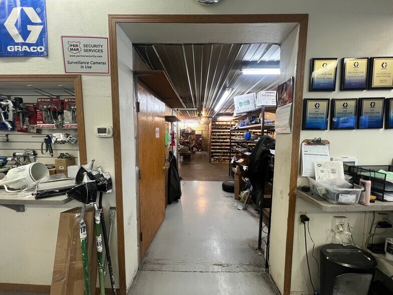 More Photos Of 4916 Verona Rd, Madison Auto Repair For Sale