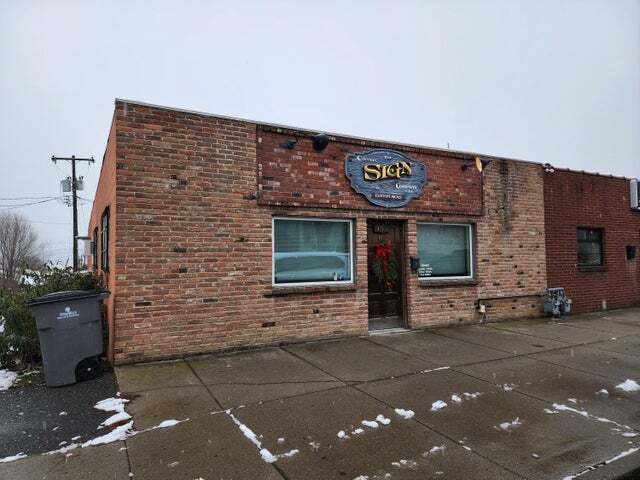 Primary Photo Of 153 N Wynne St, Colville Specialty For Sale