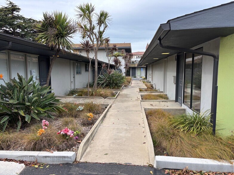 More Photos Of 1414 S Miller St, Santa Maria Medical For Lease