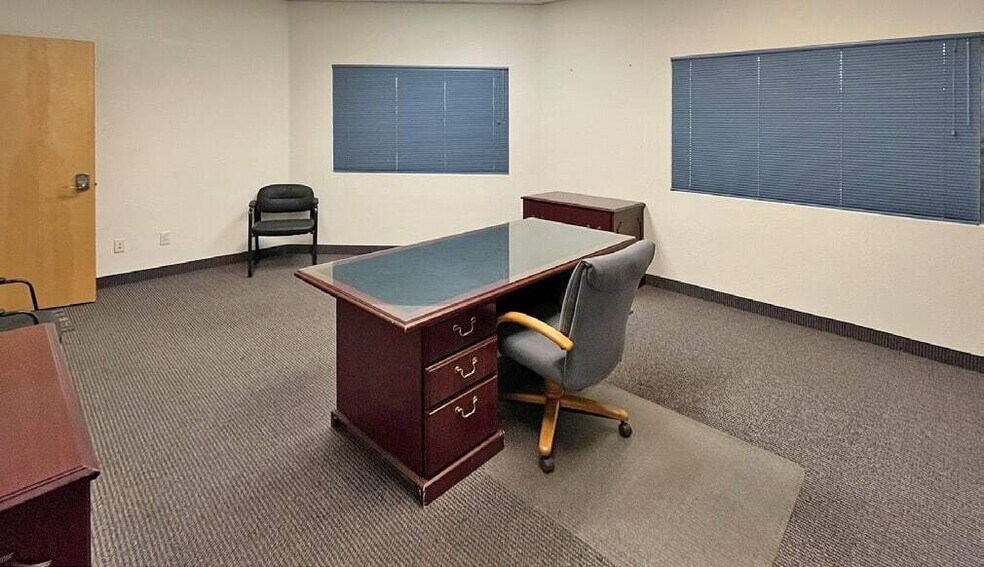 More Photos Of 500 S Willard St, Cottonwood Distribution For Lease