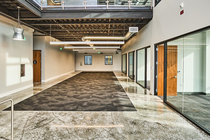 More Photos Of 9615 Norwalk Blvd, Santa Fe Springs Distribution For Lease