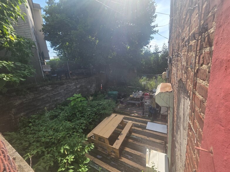 More Photos Of 721 Springfield Ave, Newark Storefront Retail Residential For Sale