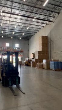 Primary Photo Of 6371 NW 102nd Ave, Doral Warehouse For Sale