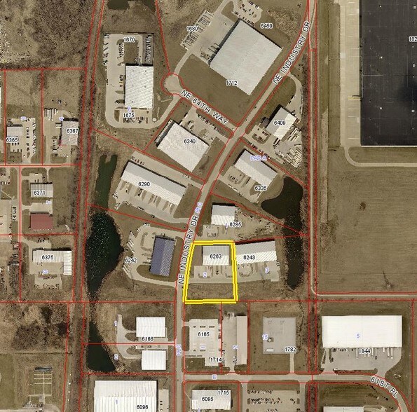 More Photos Of 6263 NE Industry Dr, Des Moines Warehouse For Lease